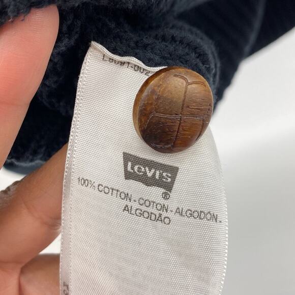 Levi’s black ribbed v neck elbow patch brown button accent sweater 100% cotton - Picture 8 of 8
